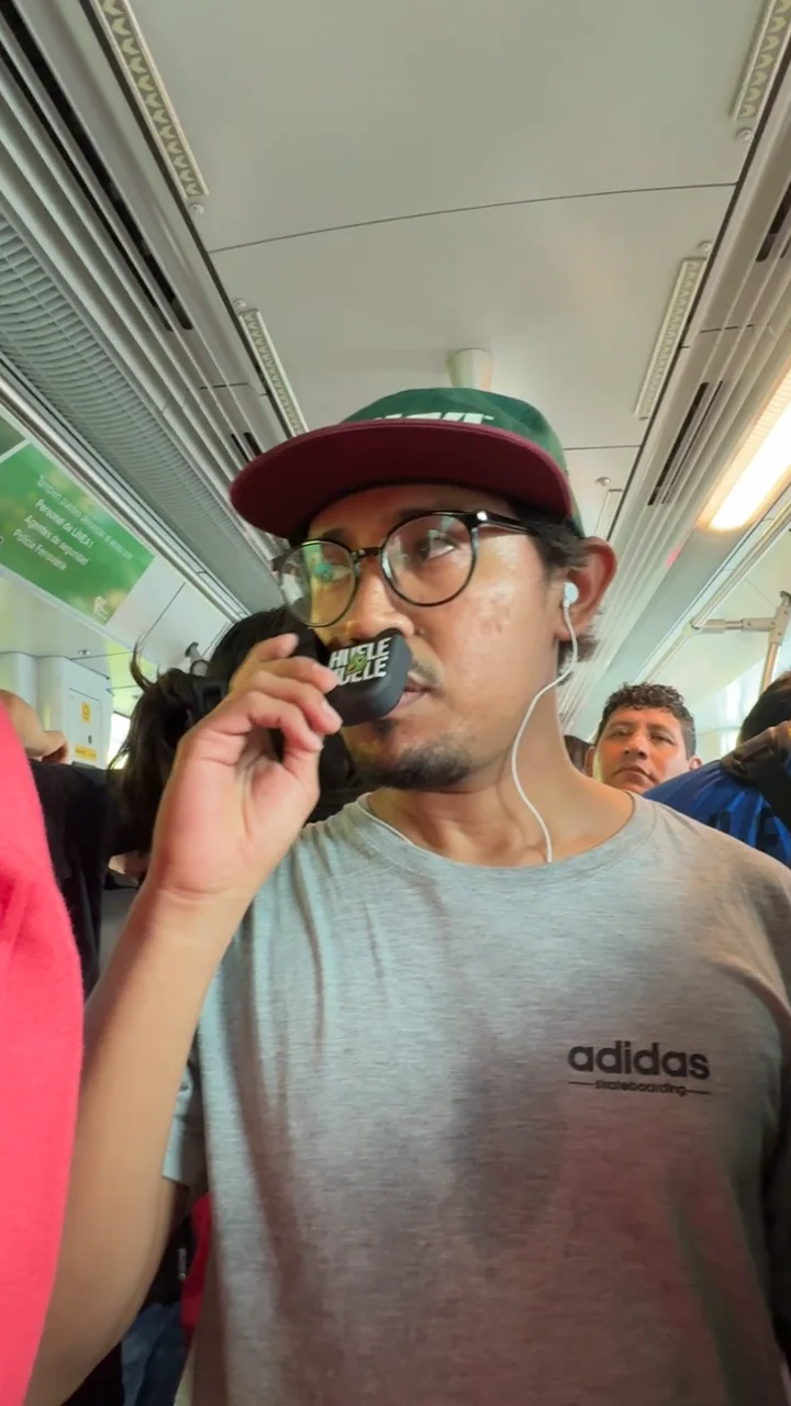 TikTok Huele Huele: Malos olores en el tren